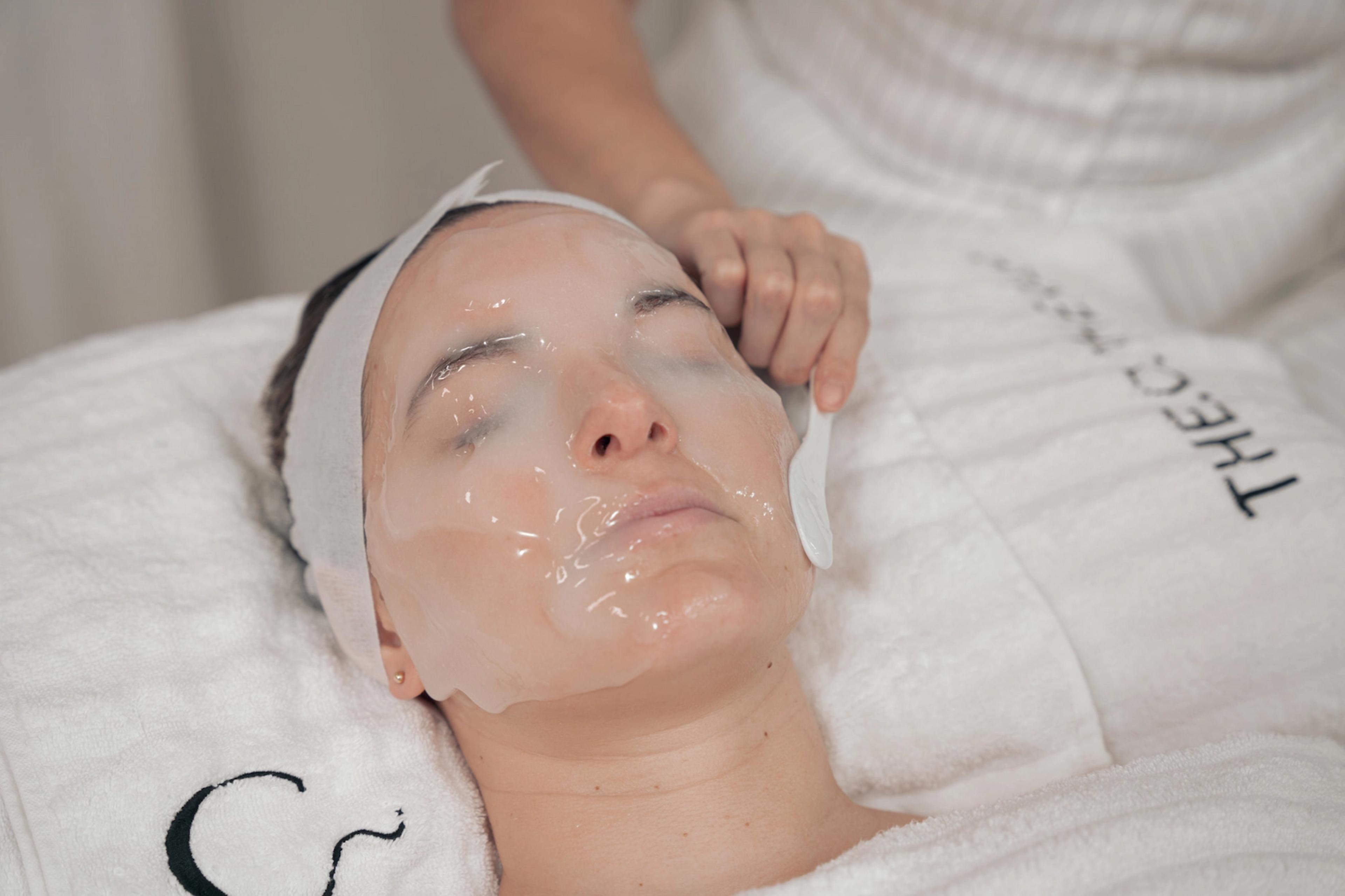 The Dermaplaning Facial